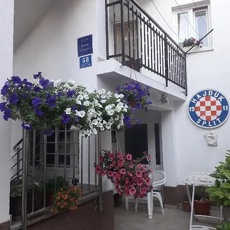 Apartments Sime Trogir Exterior photo