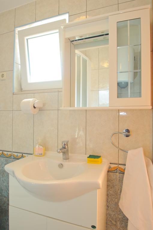 Sime Apartment *